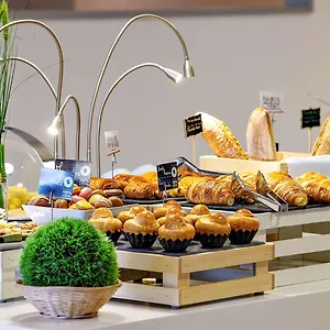 Mercure Vaugirard Porte De Versailles 4*, Paris Fransa